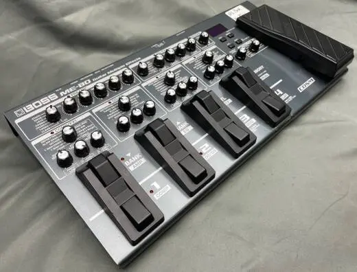 BOSS - ME-80 Multi Effects Floor Processor 2